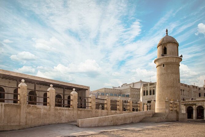 City Tour In Doha || Souq Waqif || Courniche || The Pearl,Katara - Souq Waqif and the falcon shops: where Doha smells like spices