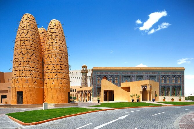Doha City Tour: Souq Waqif, Katara, The Pearl, and Corniche - Why this Doha city tour is a good match for limited time