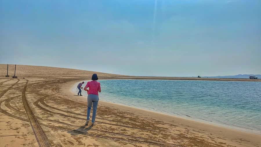 Doha: Desert Safari, Dune Bashing, Inland Sea With Transfers - Pickup and the 4x4 Ride South: Comfort Before the Chaos