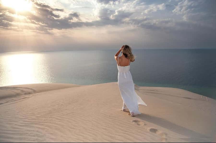 Doha: Inland Sea Desert Safari With All Activities - Sandboarding on Qatar’s dunes: fun that needs a little technique