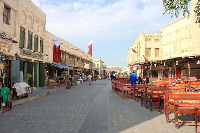 Doha: Night City Tour to Souq Waqif, Katara, and Pearl-Qatar - Doha at night: why this route works