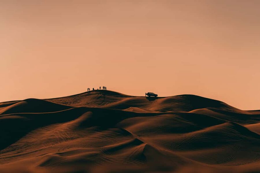 Doha: Overnight Desert Safari with Dinner and Breakfast - The next morning: sunrise and Arabic breakfast, then the smooth return to Doha
