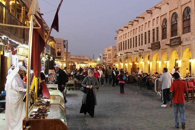 Doha Private Night City Tour - With or Without Local Meal - The Pearl-Qatar: modern Doha with a real-world twist