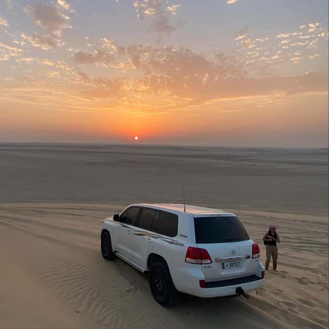 Doha Qatar : sealine adventure Camel Ride sandboard Sunset - Practical packing list for a comfortable 4-hour desert adventure