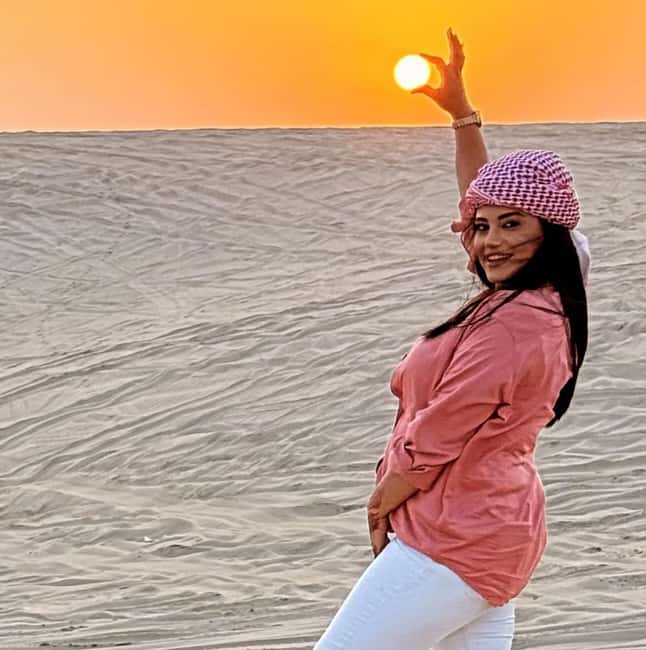 Doha Qatar : sealine adventure Camel Ride sandboard Sunset - Inland Sea at sunset: the calm payoff after the chaos