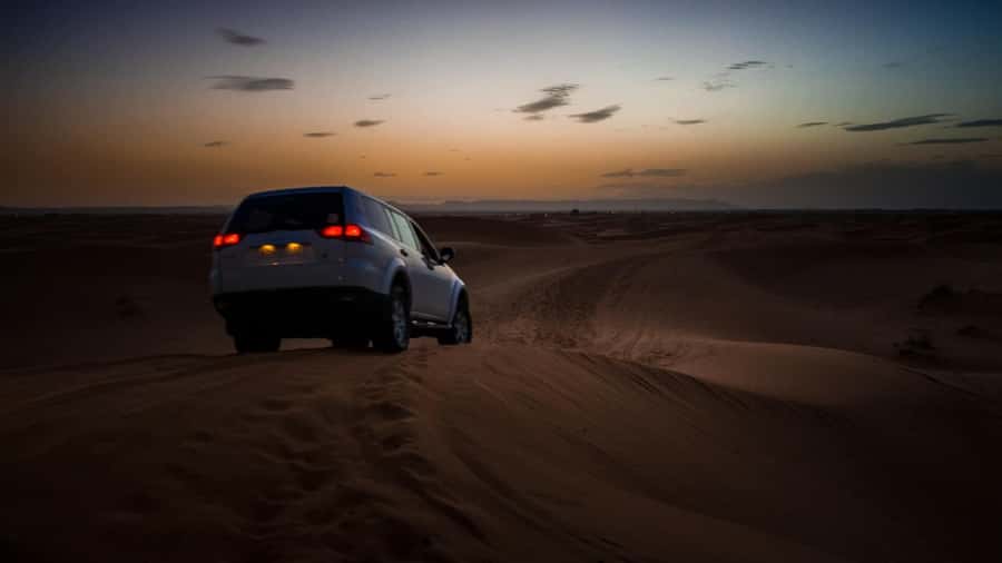 Doha:Safari Tour with Lunch/Dinner in Desert by the Sea Side - Inland Sea viewpoints: why this stop makes the whole day feel worth it