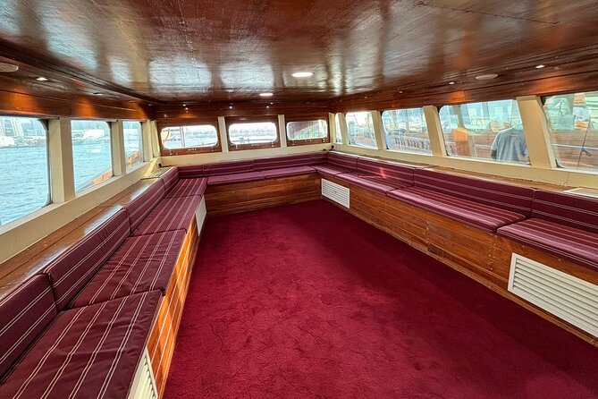 Doha Traditional Dhow Cruise With Corniche Walk - What this Doha dhow cruise really delivers