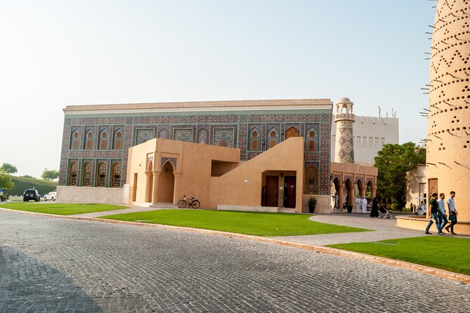 Half Day Doha City Tour with Lunch or Dinner - Stop 3: The Pearl Qatar and Porto Arabia Boardwalk time