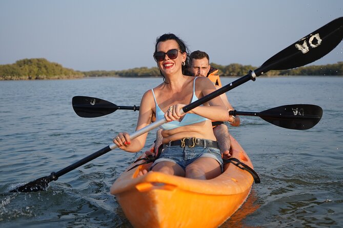 Mangrove Kayaking Purple Island Adventure - The flow on the water: briefing, paddling, and a guided route