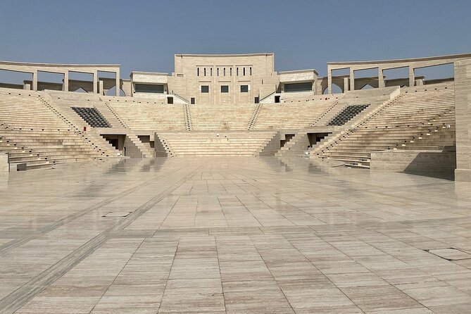 Private Doha City Tour From Airport And Hotel - Doha Corniche: a seven kilometre promenade in 15 minutes