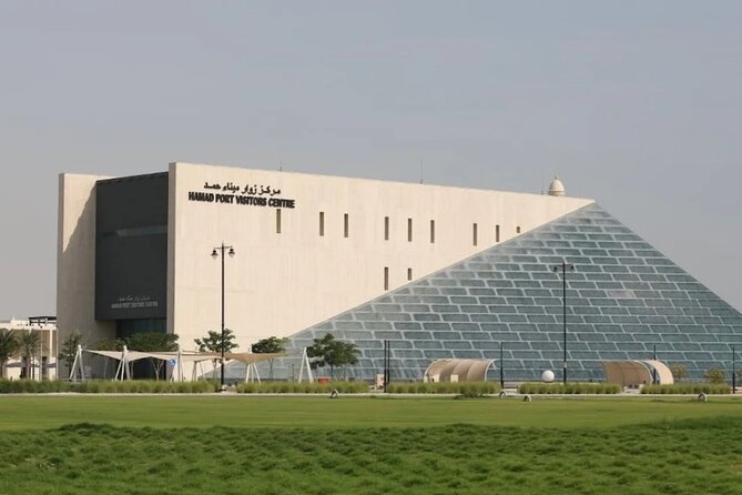 Private Hamad Port Tour in Mesaieed |Aquarium |Maritime Museum - Aquarium Tunnels and the Predator Tank for Sharks and Rays