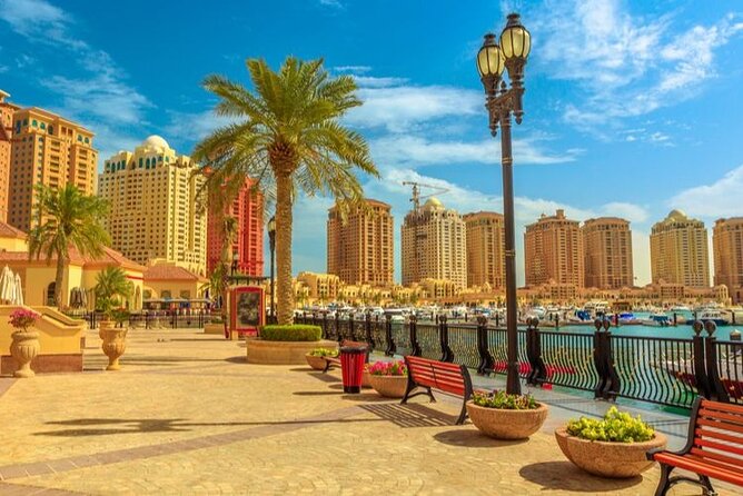 Private Highlights Tour of Doha City and Dhow Cruise Ride - Souq Waqif: Real Market Life, Souvenirs, Spices, and Food Stops