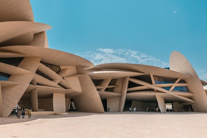 Private Photoshoot in Doha with All Must-See Sites - How you actually get great photos (not just random pictures)