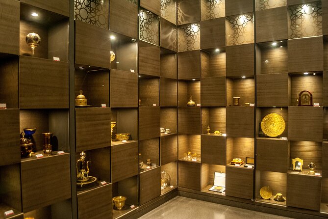 Qatar Museum Tour - Dress code and why it can make or break your entry