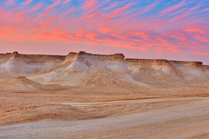 Sunset Keshta at Zekreet | Art, Adventure & Arabian Picnic - How the 5 Hours Usually Unfold: From Zekreet Beach to Picnic Under the Rocks